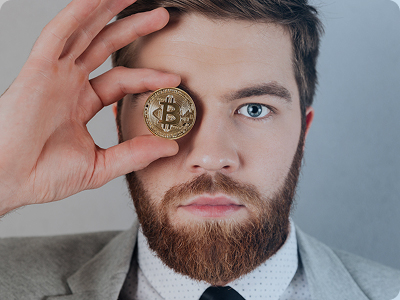 Julian Wolf – Chief Analyst bei Uveno Baxar