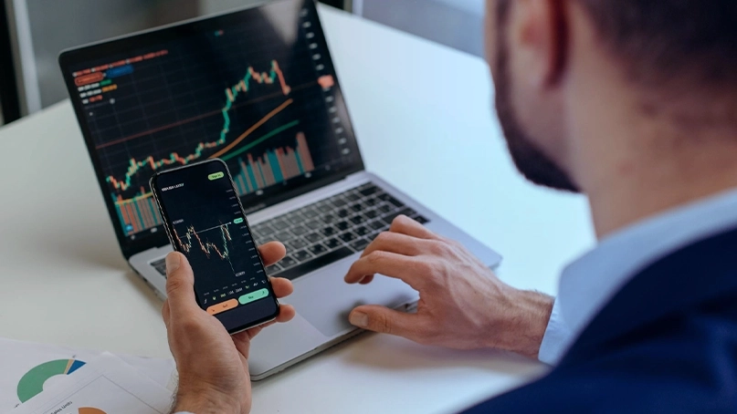 Uveno Baxar KI-Handelsdashboard